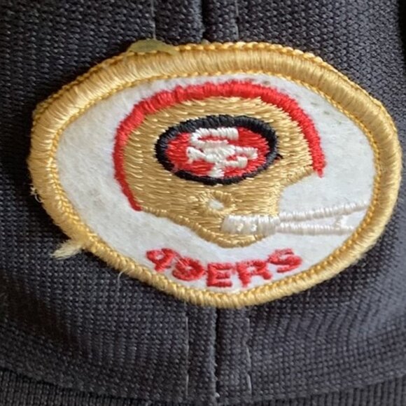 VTG SF 49ERS Snapback Cap M/L Embroidered Gold Helmet Patch & 4 Collectable Pins - Picture 2 of 10
